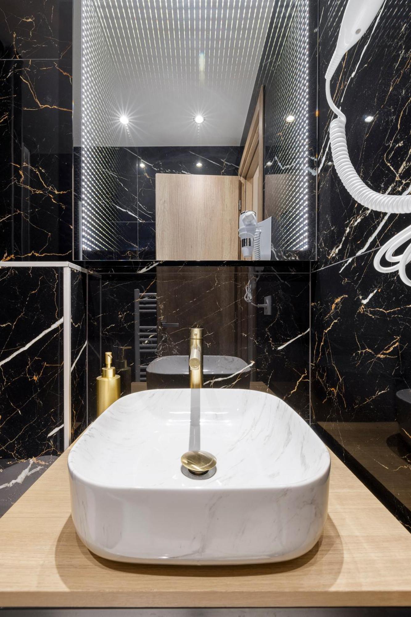 Nice Renting - 6France - Suite Luxe & Confort Bord De Mer Massena ภายนอก รูปภาพ